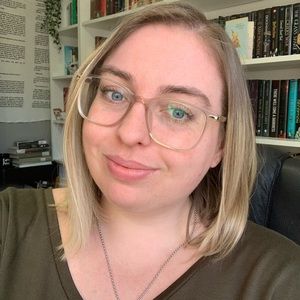 Meet your Posher, Emma